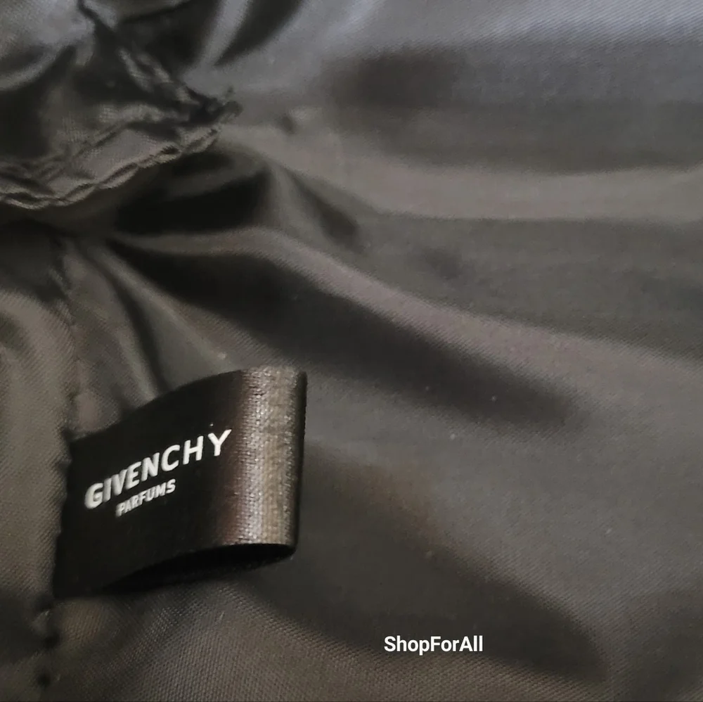 Givenchy - Picture 11 of 12